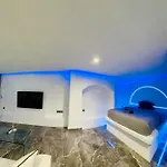 Hype Апартаменты *