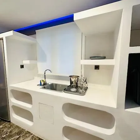 Hype * סלוניקי